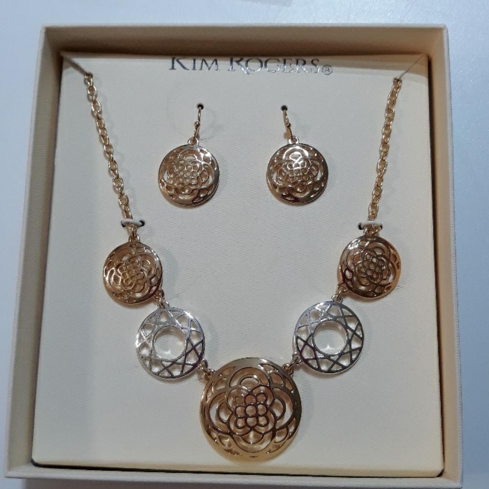 Kim Rogers Necklace and Earrings